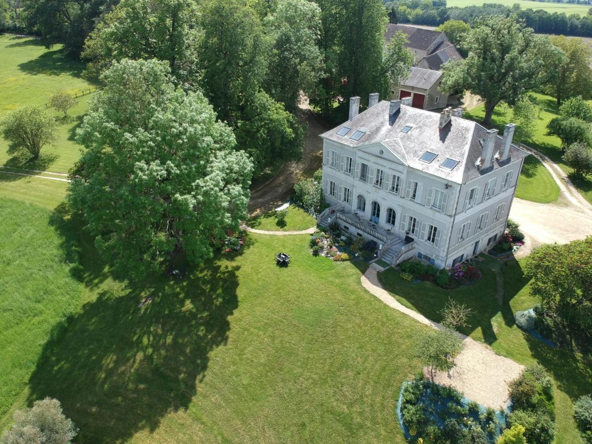 B&B Chateau De Preuil Vallenay Zewnętrze zdjęcie